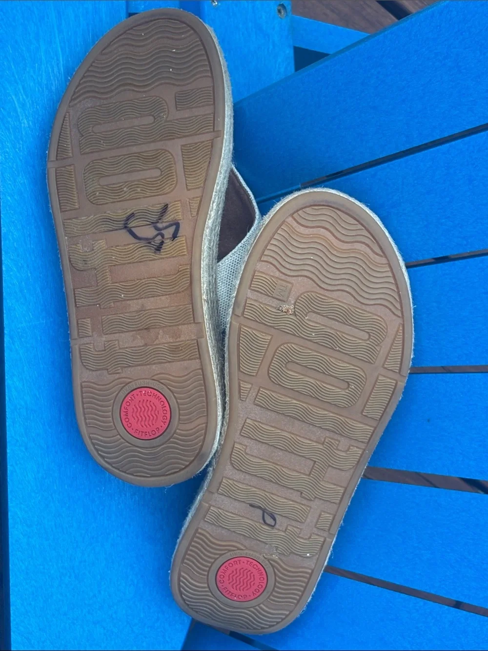 Fitflop Beige Canvas Espadrille Platform Thong Sandals